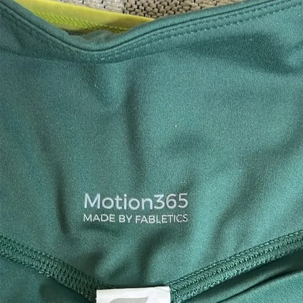 💚 Fabletics Motion 365 Boost PowerHold High-Waisted 7/8 Leggings - Image 8