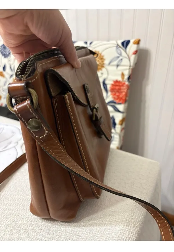 Patricia Nash Avellino Smooth Leather Crossbody. Handcrafted in Signature Detail - Image 17