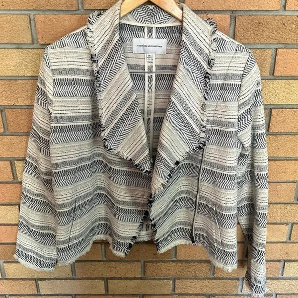 Cupcakes And Cashmere Tweed Canter Zip Up Jacket Fringe Trim Cream & Navy Size M - Image 2