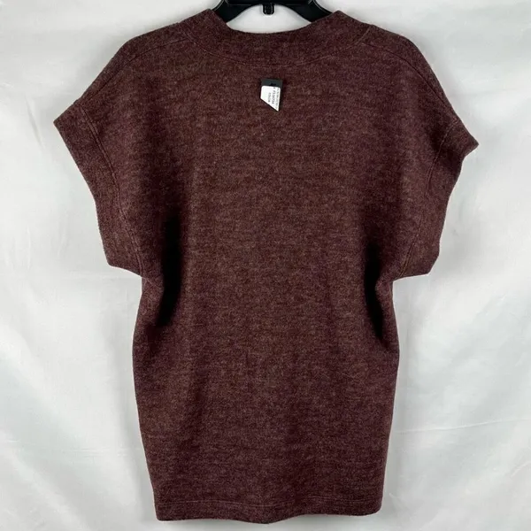 NWT Nally & Millie Short Sleeve V-neck Sweater - Image 2