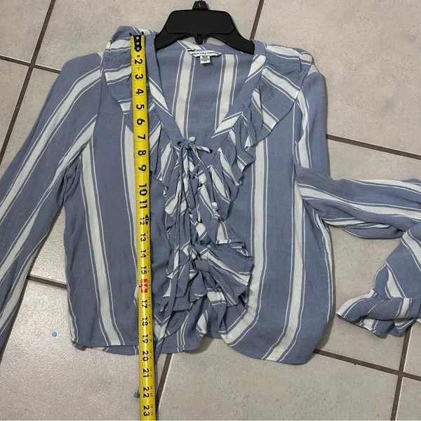 American Eagle Women Blue stripes blouse Long Sleeve size XS‎ - Image 7