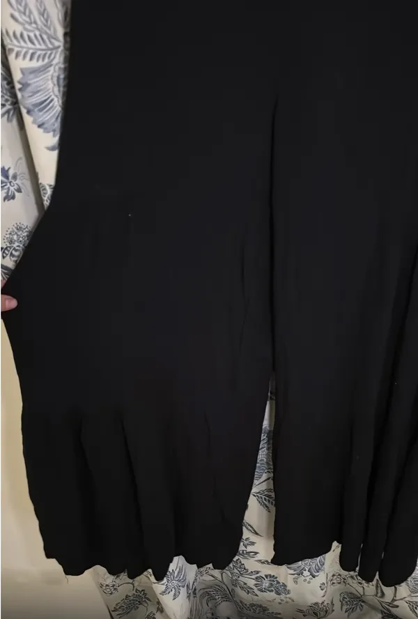 Forever 21 flowy pants  - Image 4