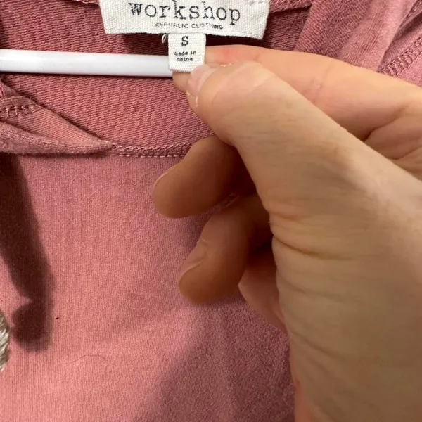 S89. Workshop Republic pink hoodie with white drawstrings Size S - Image 2