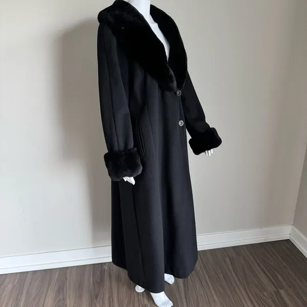 Women’s Outerwear Winter Black Fur Trim Cashmere Wool Long Coat Size M - Image 3