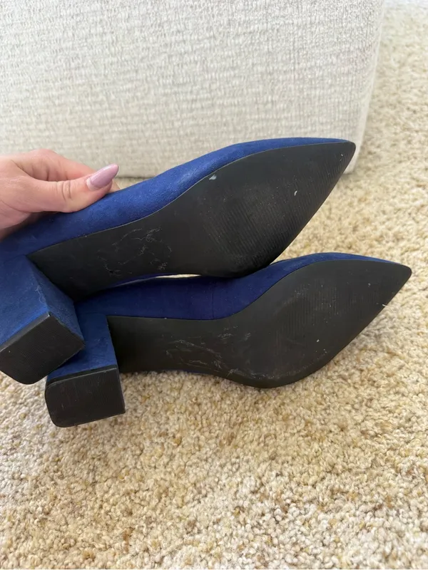 14th & Union Women's Navy Pointed-Toe Suede Pumps - Image 4
