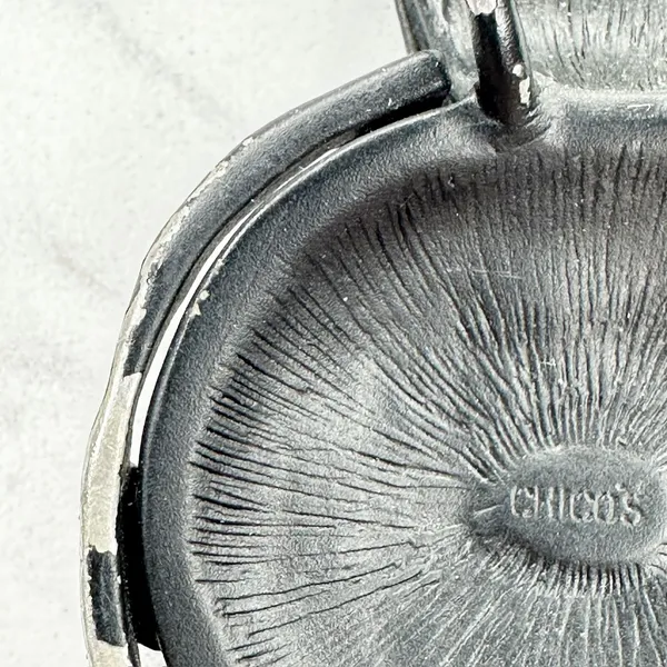 Chico's Vintage Floral Enamel Pendant ✨ - Image 9