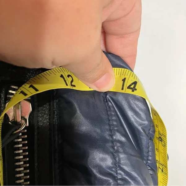 LP/LP quilted puffer‎ purse navy blue 14” x 8.5” x 4” - Image 11
