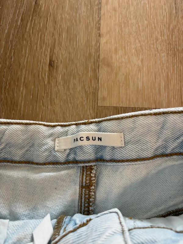 Pacsun High Waisted Two Tone Denim Shorts - Image 4