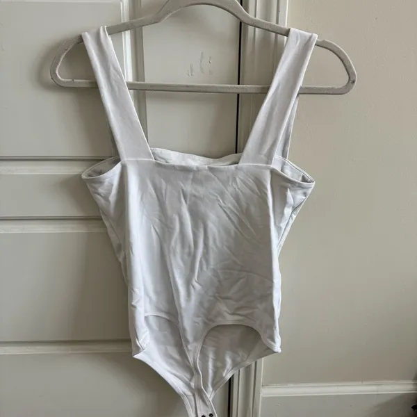 Abercrombie Bodysuit White - Image 3