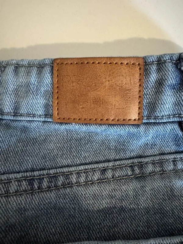 Project E Distressed Light Blue Denim Cutoff Shorts Size 10 - Image 3