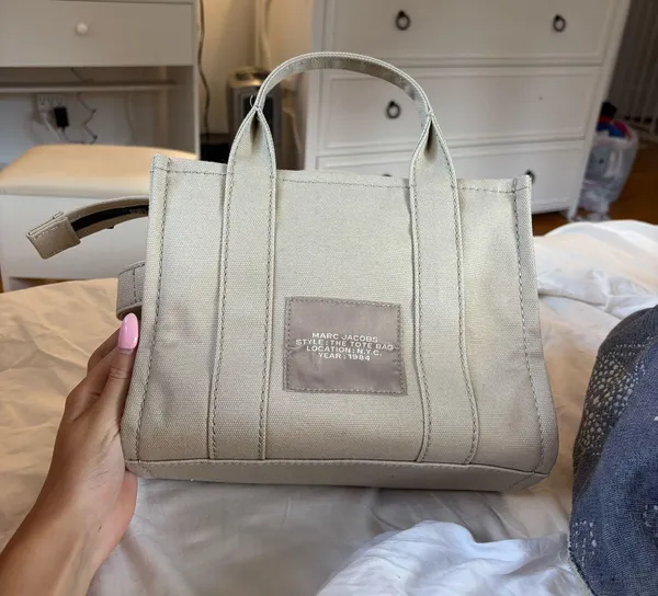 Marc Jacobs The Tote Bag Small - Image 3