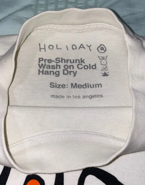 Holiday Brand Tee Multiple Size M - Image 4