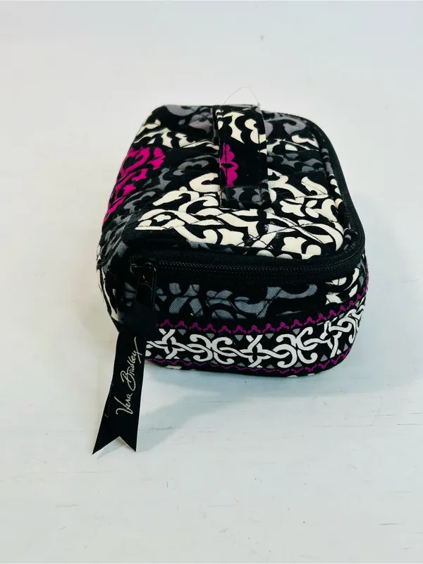 Vera Bradley Quilted Travel Cosmetic/Jewelry Bag in Canterberry Magenta Pattern - Image 4