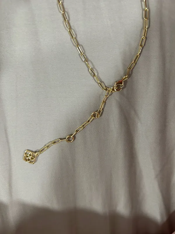 Paperclip Kendra Scott initial necklace  - Image 3