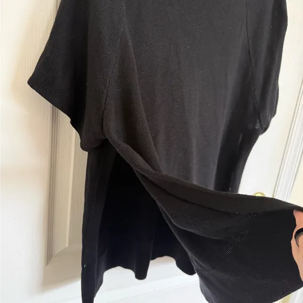 Lululemon Opened Up Poncho in Black - Image 5