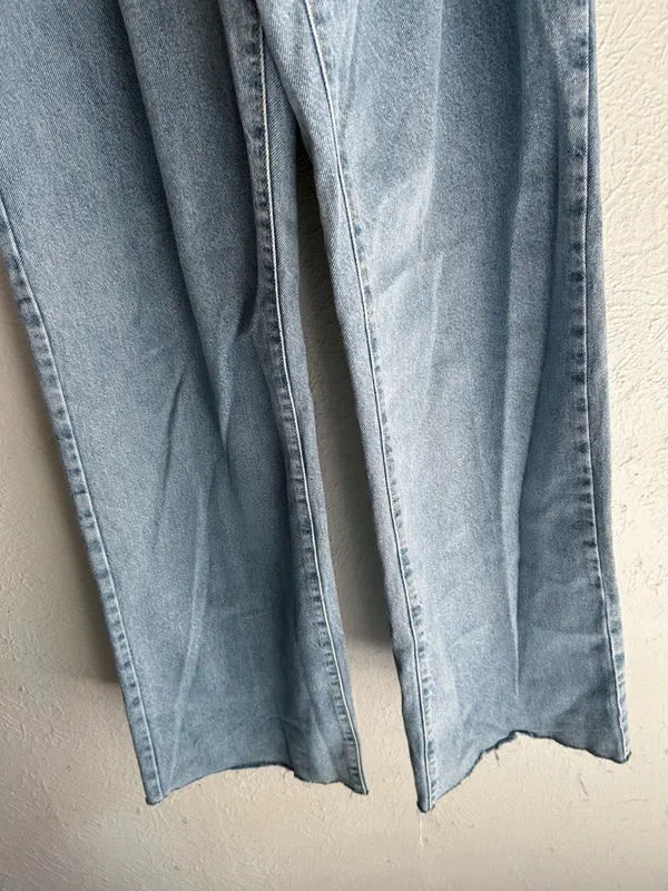 ZARA High Rise Sailor Button Wide Leg Jeans Raw Hem Light Wash US 6 - Image 3