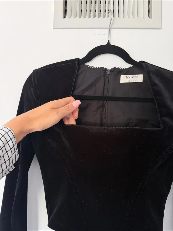 HOUSE OF CB Catriona Faux Fur Long Sleeve Corset Top in Black, XS,BRANDNEW $185 - Image 15