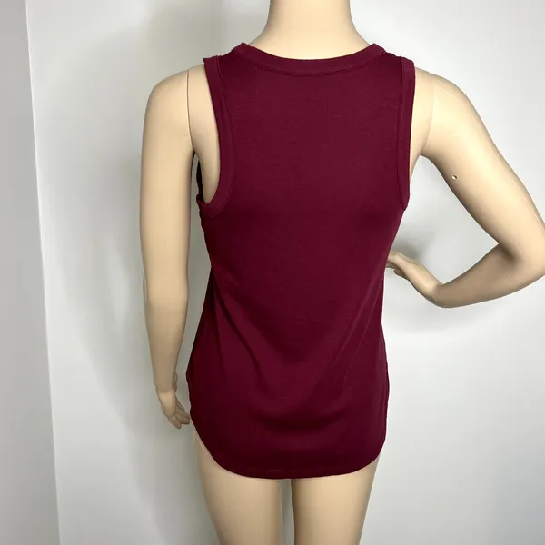 Old Navy Maroon Tank Top - Image 3