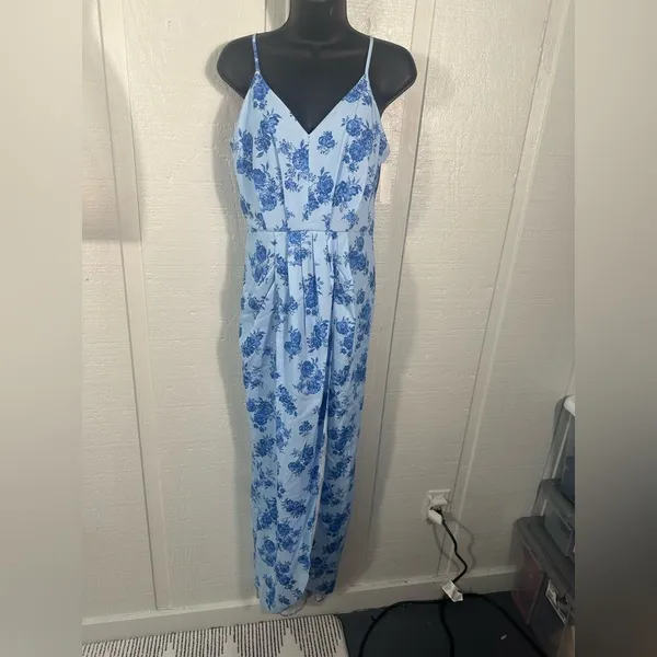 Chelsea 28 Blue Floral Spaghetti Strap Midi Dress Size Small NWOT - Image 2