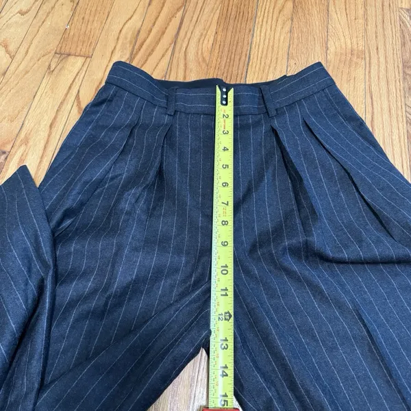 Theory‎ Double Pleat Wide-Leg Pant in Gray Pinstripe Wool Flannel Size 00 - Image 9