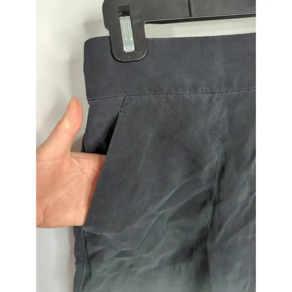 Kit & Ace Black Silk Blend Mini Skirt Women's Small‎ Preppy Academia Casual - Image 2