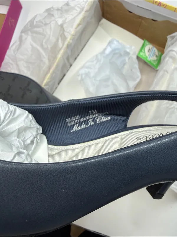Easy Street Faye Slingback Kitten-Heel Pumps Size 7 M - Image 9