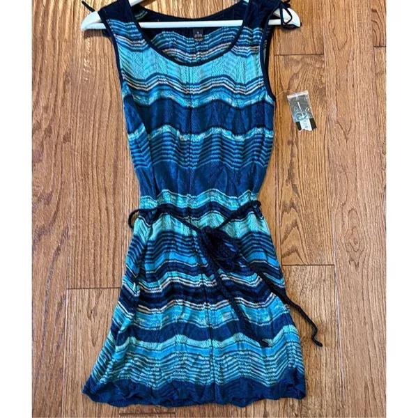 I.N.C. NWT International concepts blue chevron knit dress coverup M - Image 10