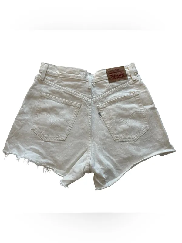 Levi’s white distressed denim high waisted mom shorts size 28 - Image 2