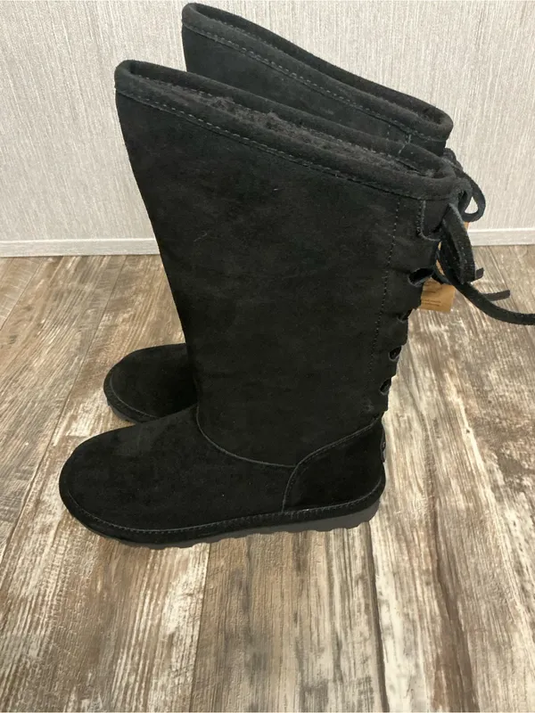 BearPaw Black Tall Women's Suede-Look Boot with Back Bow Size 6.5 - Image 9