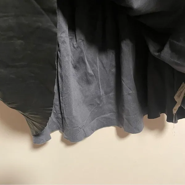 Aritzia Wilfred Le Fou Pleated Vegan Leather Skirt Black- Size 10 - Image 7