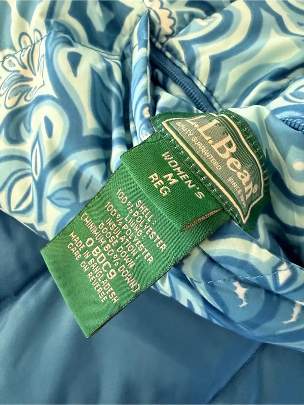 L.L. Bean Size M Blue Floral Reversible Zip Up Puffer Vest Goose Down - Image 6