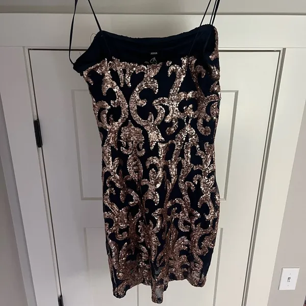 Windsor homecoming dress - Image 3