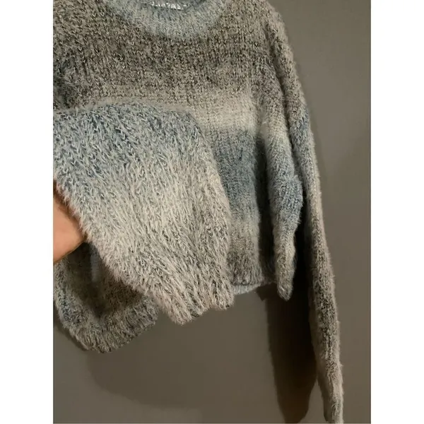 Wild Fable Sweater Ombre Striped Pullover Soft Cozy Short Knit Small - Image 3