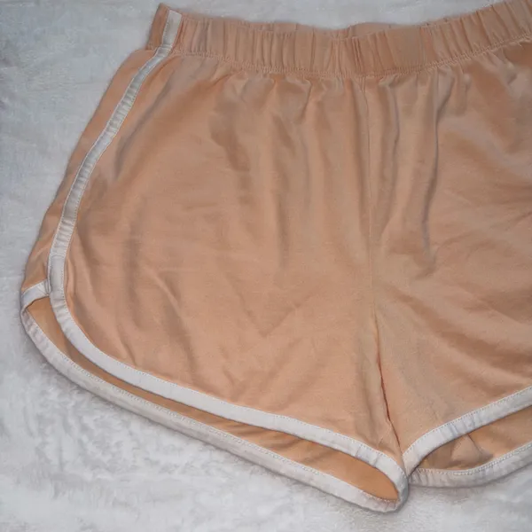 Wound Up Women’s Athletic Lounge Shorts - Peach White Trim Pull On Elastic Waist - Image 3