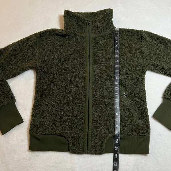 All In Motion High Neck Sherpa Full Zip Jacket Size XS Athleisure Casual Layers - Image 9