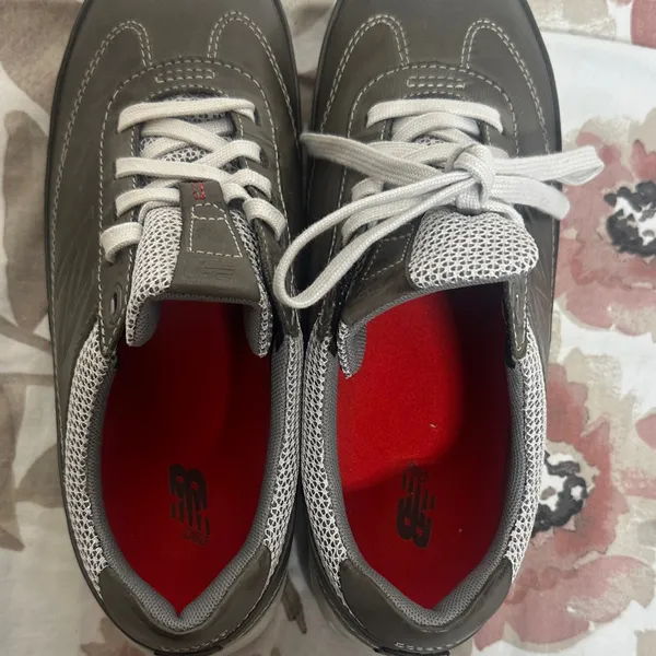 New Balance Gray and Red Athletic Shoes - Image 6