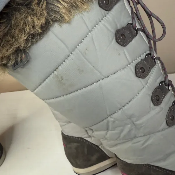L.L. Bean Carrabassett Lace Winter Boots Sz 7.5 - Image 3