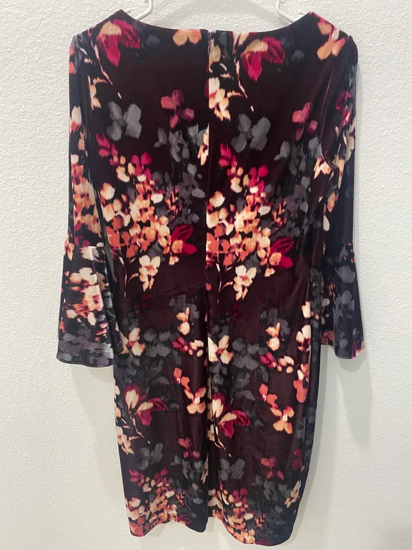 Calvin Klein Velvet Floral Dress Size 4 - Image 8