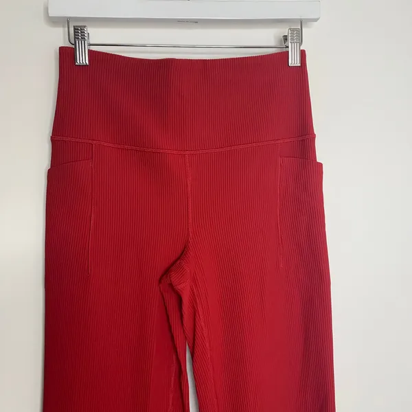 Athleta Salutation Stash Pocket Rib Flare Meg Red Pants Womens Medium - Image 6