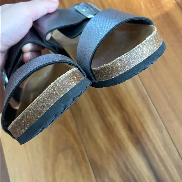 Leather sandals - Image 10