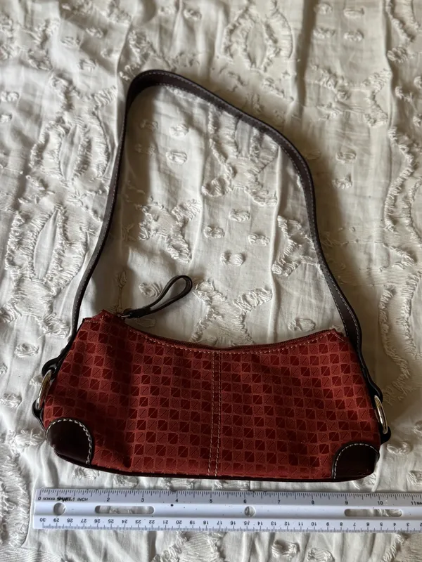 Nine & Co. Red Geometric Shoulder Bag with Dark Brown Trim - Image 10