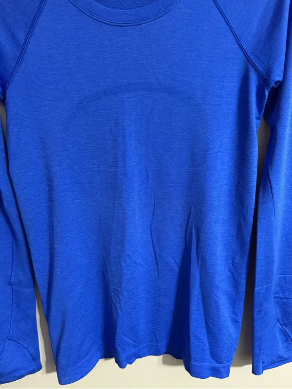 Lululemon Athletica Long-Sleeve Crew Top in Royal Blue Size 4 - Image 7