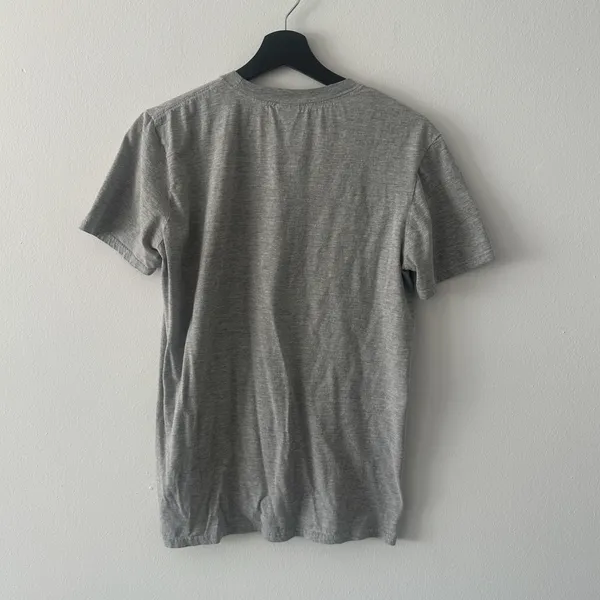 Gildan Morucci’s Walnut Creek CA Grey T-Shirt Size Medium - Image 6