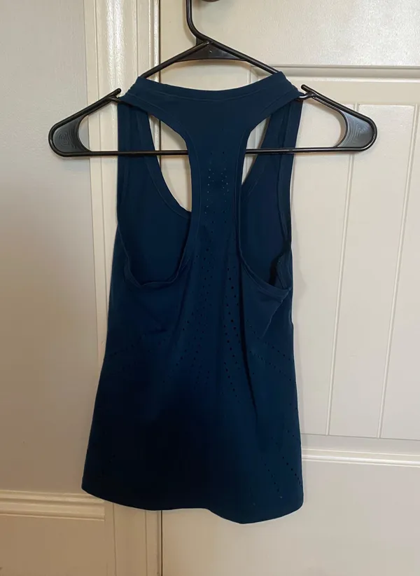 Athleta Tank Top - Image 3