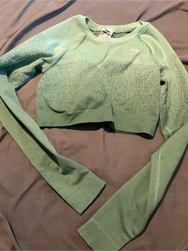 Gymshark Green Ombre Seamless Long Sleeve Crop Top - Image 3