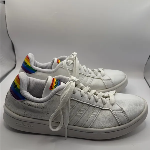 Adidas Grand Court Pride Sneakers White Rainbow Heel Women’s Size 7.5 Cloudfoam - Image 5