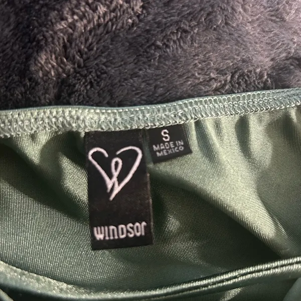 Windsor BUNDLE SALE: 15 % off 2 or more dresses/skirt sets - Image 5