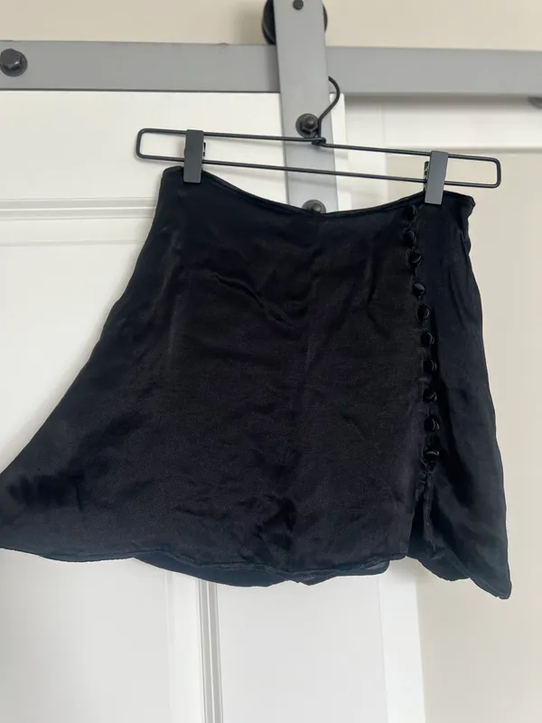 ZARA Buttoned Up Skort - Image 2