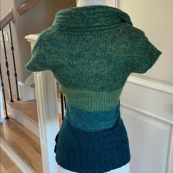 Colorblock Multicolor Green Mod Sweater - Image 9