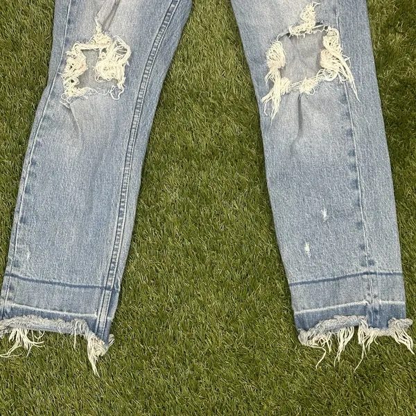 Abercrombie & Fitch High Rise Mom Jean Women's Size‎ 25 Blue Distressed - Image 4